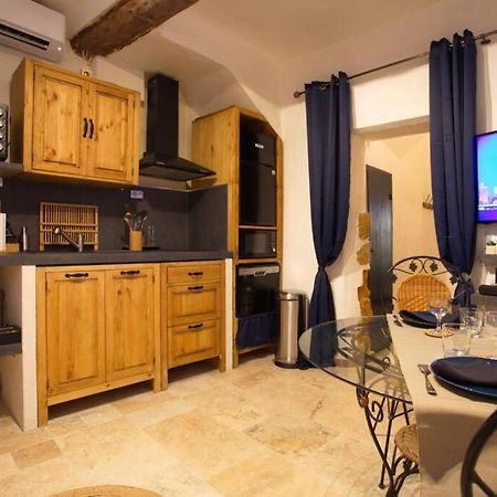 Les Secrets d'Alcôve, nuitées Romantiques avec SPA Aix-en-Provence Exterior foto
